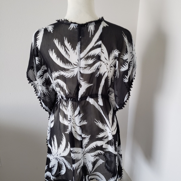 🏖 Beach cover up black/white old navy size small 🏝 - Picture 6 of 8
